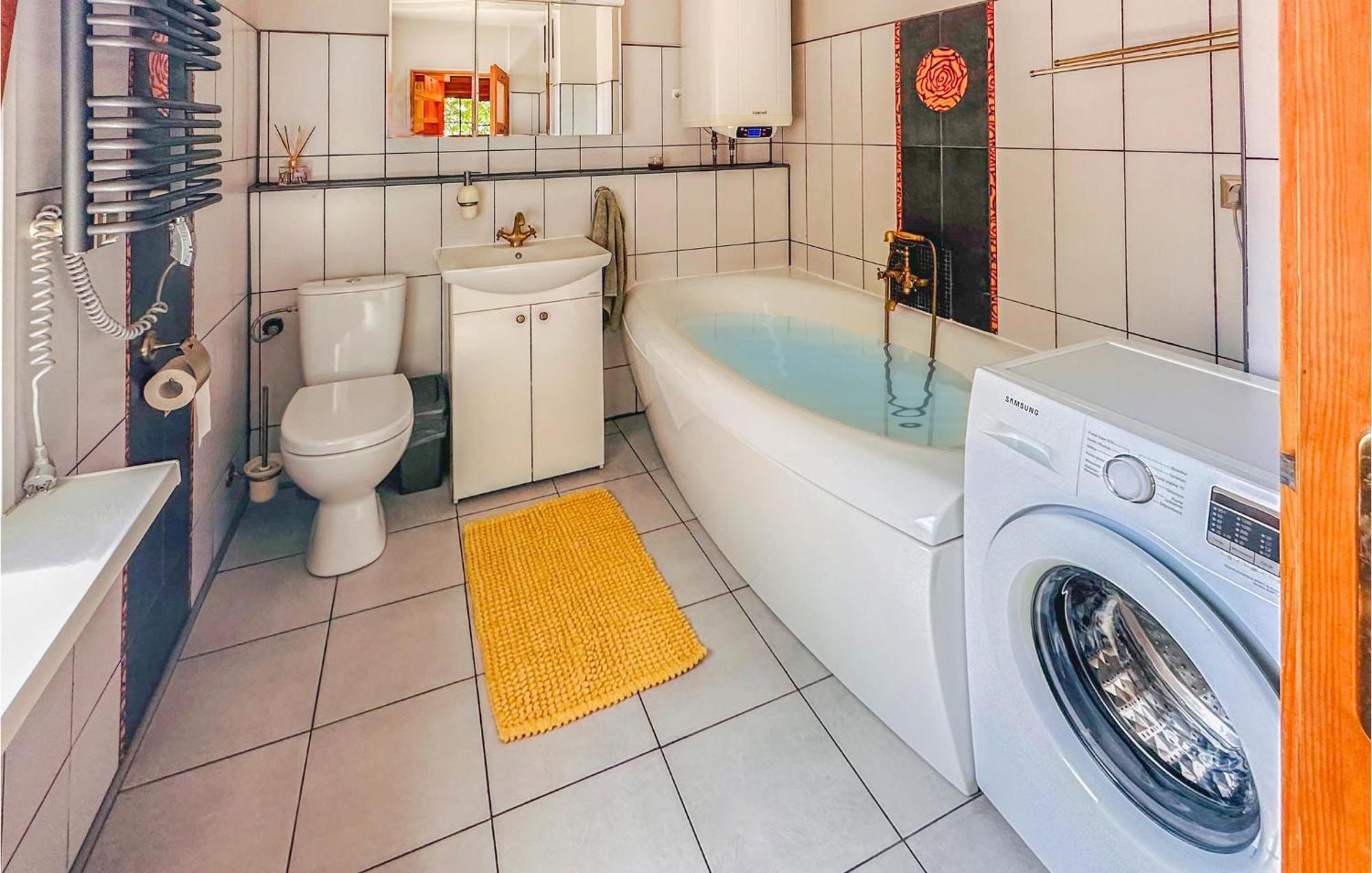 3 Bedroom Lovely Home In Нове-Варпно Экстерьер фото